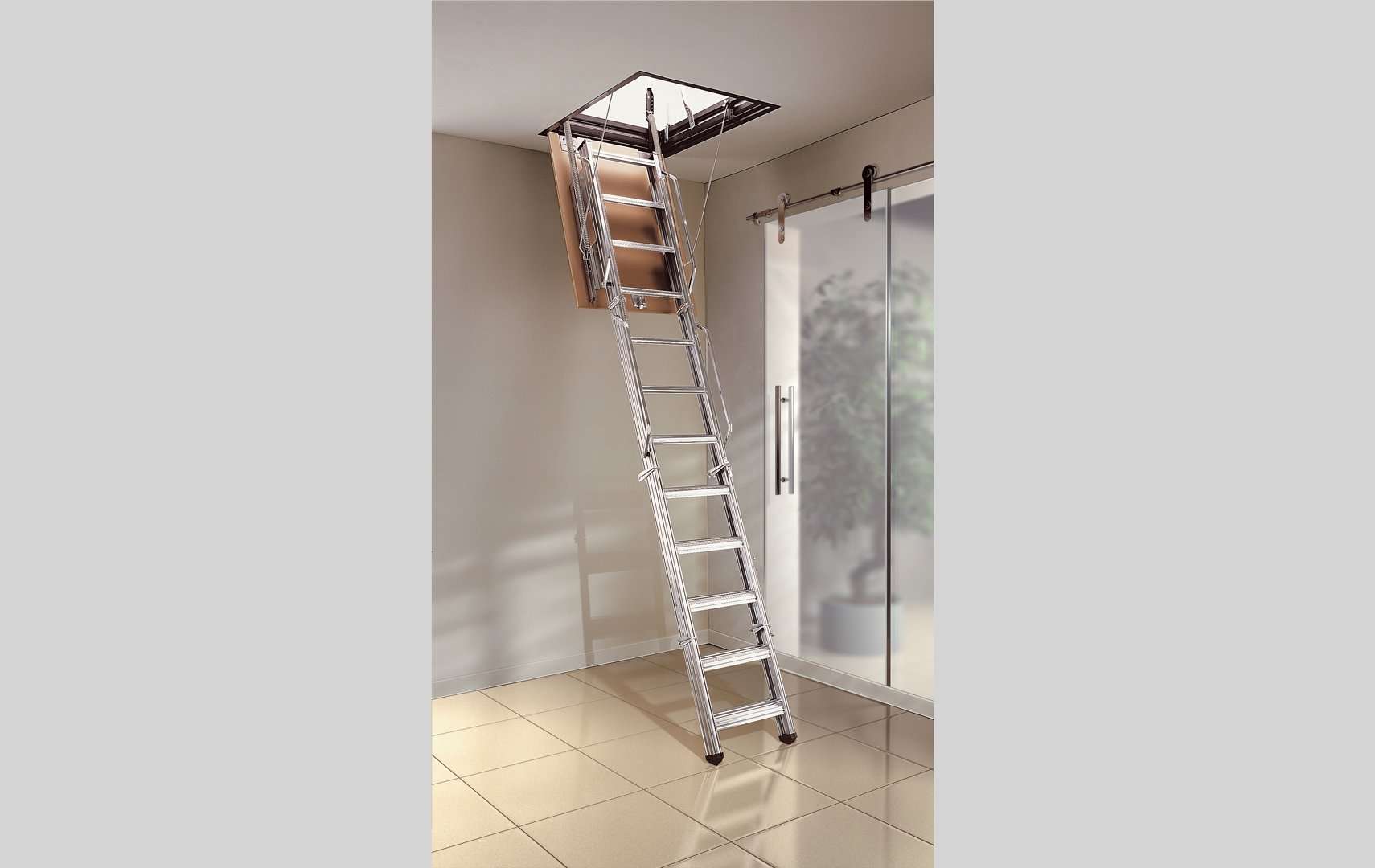 https://www.mobirolo.com/2013/(020721162148)scale-rientranti-retractable-stairs-pk-sitojpg.jpg
